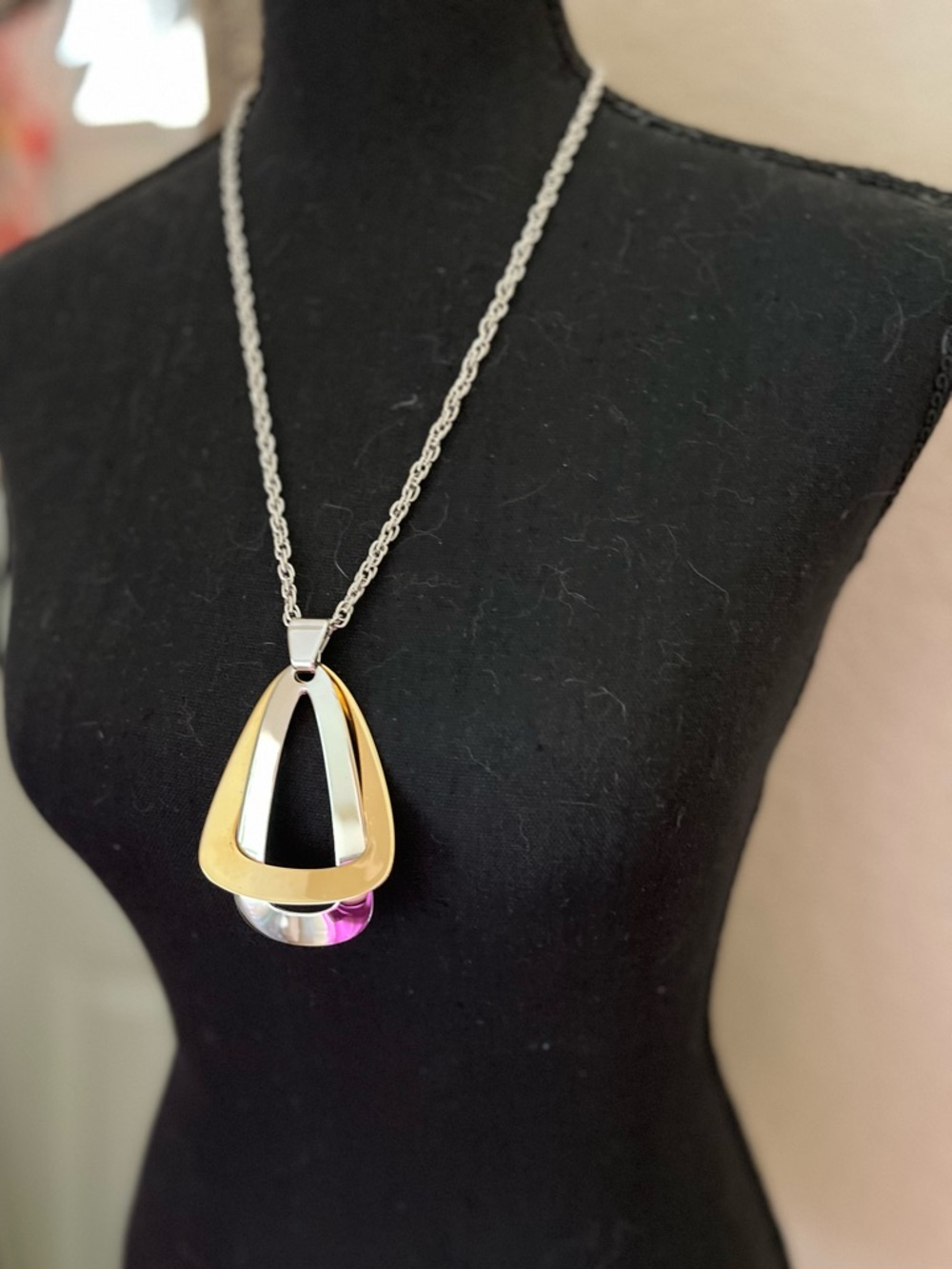 N240 Vtg Rare Napier Two-Tone Teardrop Pendant Necklace on 925 chain